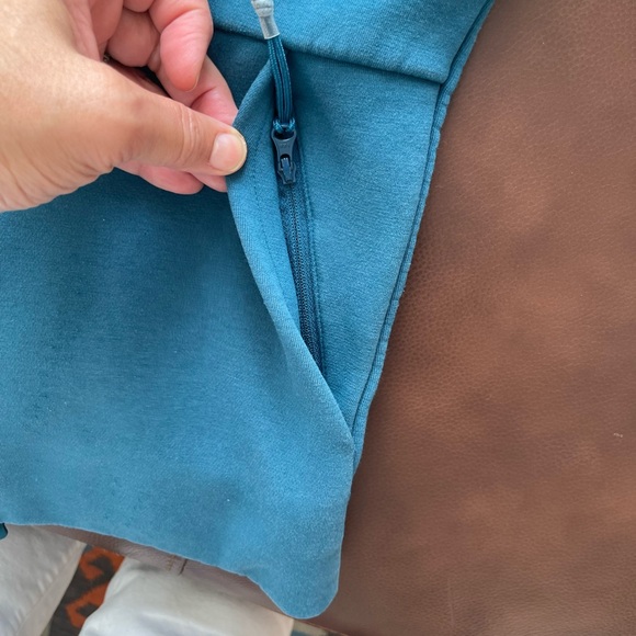 Adidas Jacket with Hood - Picture 7 of 9